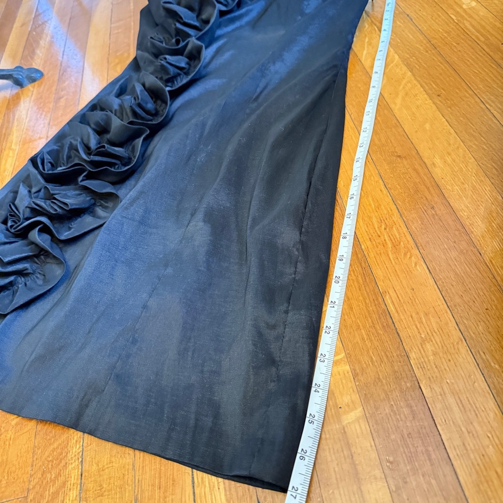 Snap Black One-Shoulder Ruffle Dress - Picture 10 of 10